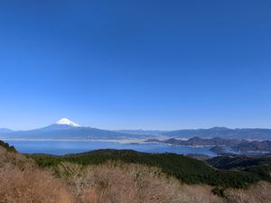 だるま山高原レストハウスからの富士山①1月