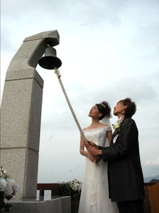 恋人岬で結婚式