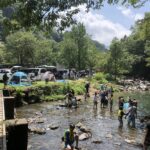 水恋鳥広場　川遊び